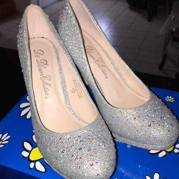 De Blossom High Heels 👠 - Picture 3 of 5